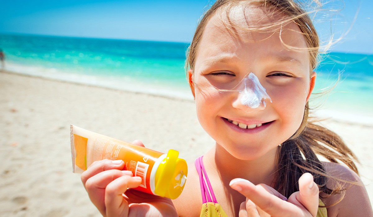 Why Mineral Sunscreen Is the Best Choice This Summer
